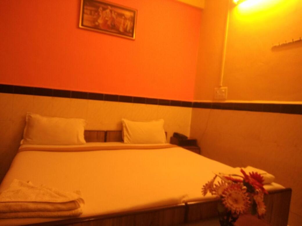 Diamond Hotel Daman Exterior foto